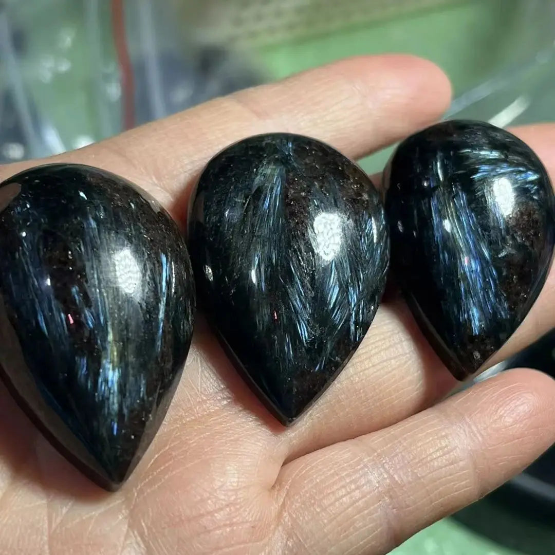 40mm Natural Rock Black Blue Amphibole Water Drop-Shaped Quartz Crystal Water Drop Chakra Healing Reiki Gem Home Decor DIY Gift
