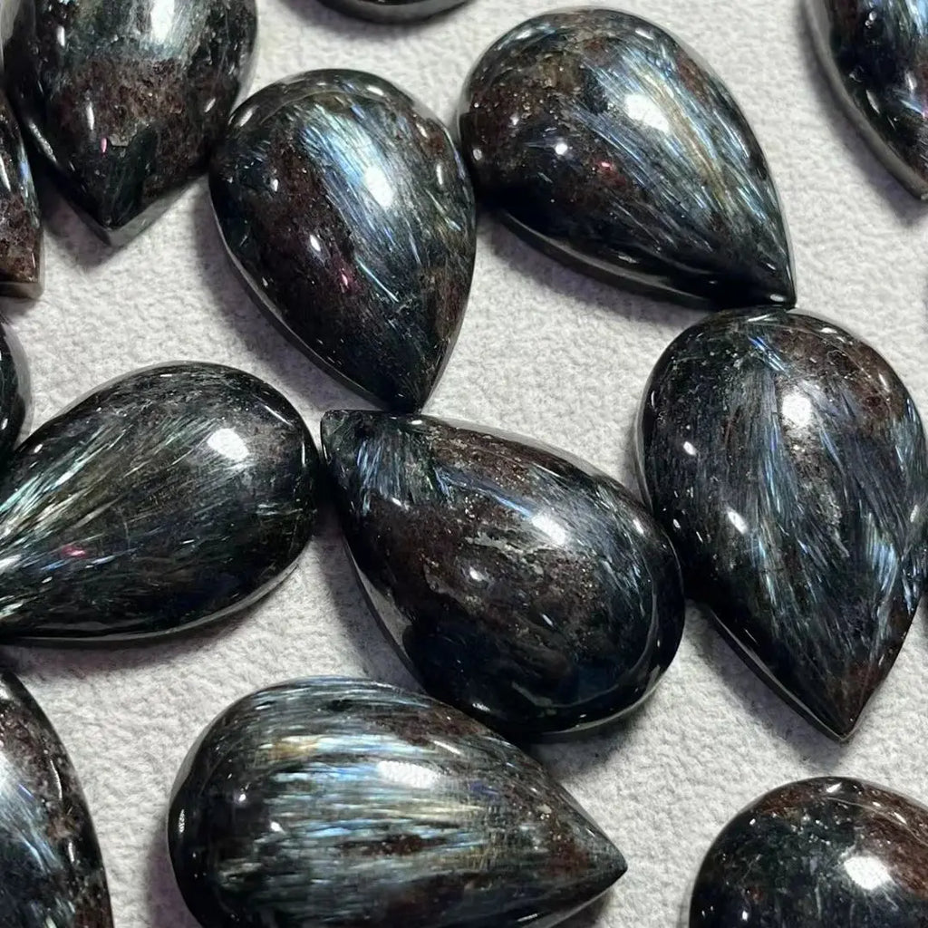 40mm Natural Rock Black Blue Amphibole Water Drop-Shaped Quartz Crystal Water Drop Chakra Healing Reiki Gem Home Decor DIY Gift