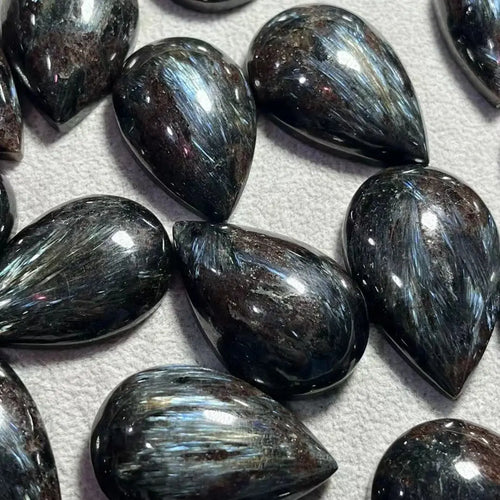 40mm Natural Rock Black Blue Amphibole Water Drop-Shaped Quartz Crystal Water Drop Chakra Healing Reiki Gem Home Decor DIY Gift