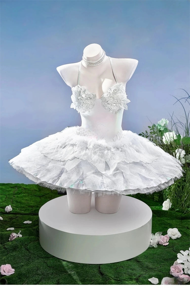 Quency NIKKE Cosplay Costume Game The Goddess of Victory Quency Escape Queen Halloween Carnival Women White Elegant Ballet Dress