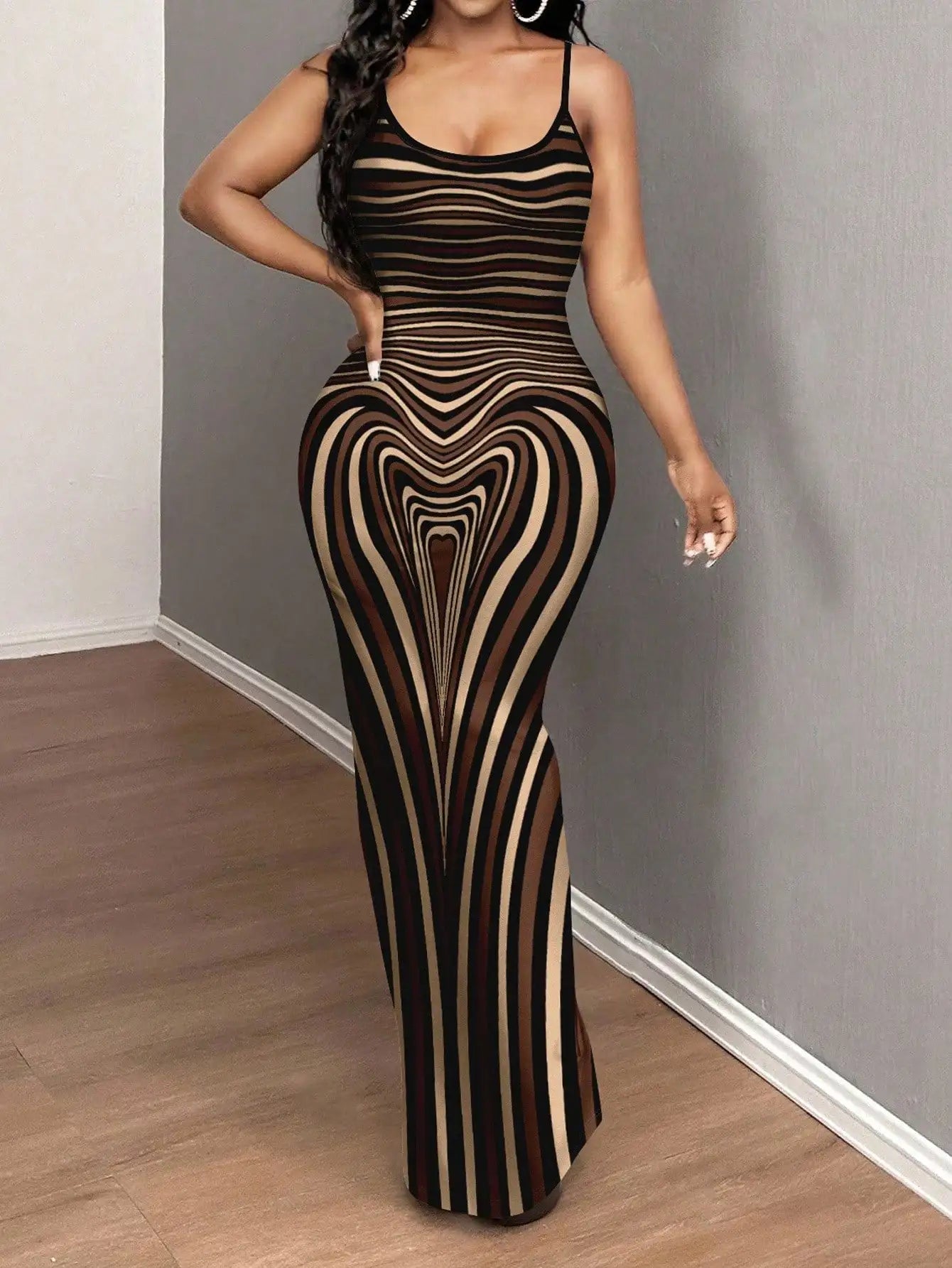 Curve-Hugging Maxi Dress With Black And Beige Optical Illusion Stripes For Women